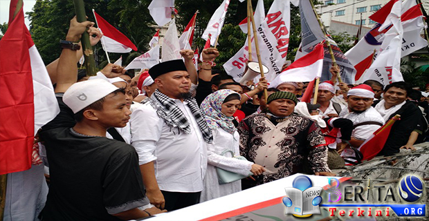 Ahmad Dhani Akan Balas Polisikan Relawan Jokowi Sore Ini
