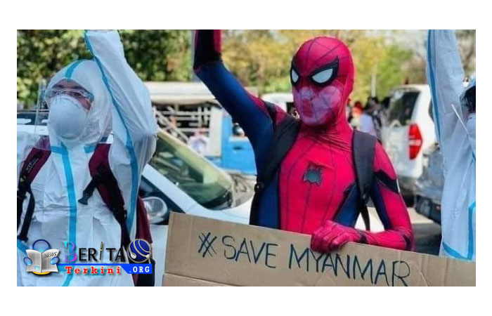 Aksi Protes di Myanmar Masuk Hari Ke-8, Spiderman Ikut Turun ke Jalan